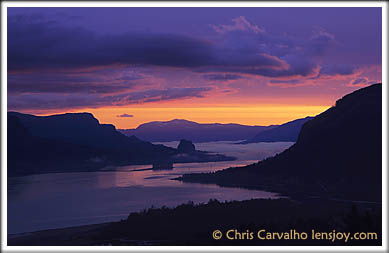 Columbia Gorge Sunrise © Chris Carvalho/Lensjoy.com